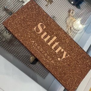 Anastasia Beverly Hills Sultry Palette